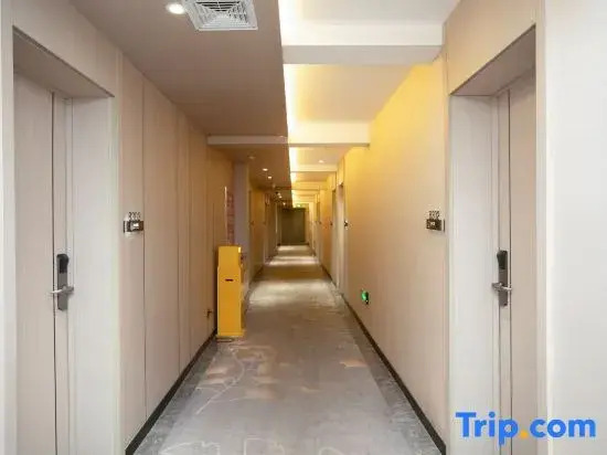 Know the hotel (Taiyuan South Railway Station Changfeng Street)