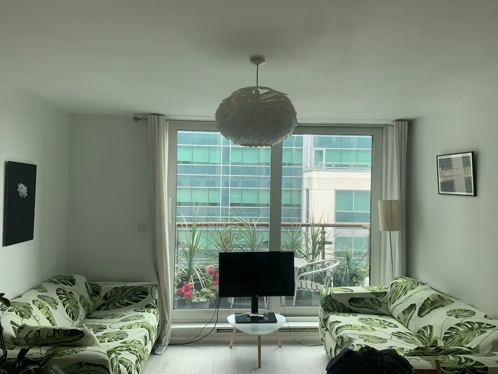 Modern Apartment Near the Thames, Central London