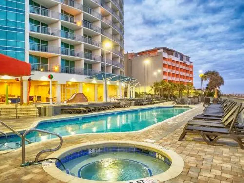 Luxurious Ocean Front 4th Floor Suite with Jet Tub