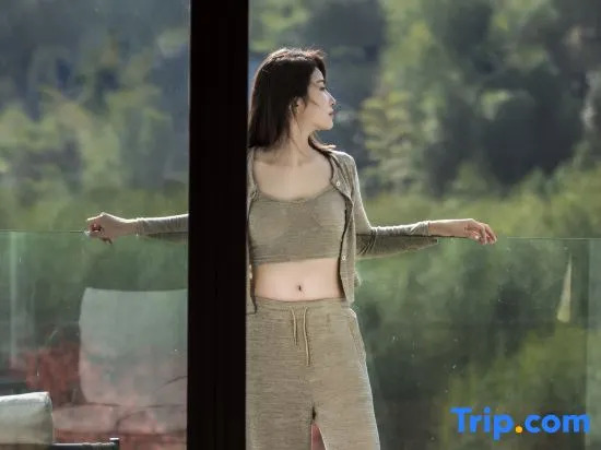 YUNXI Designer Hot Spring Homestay