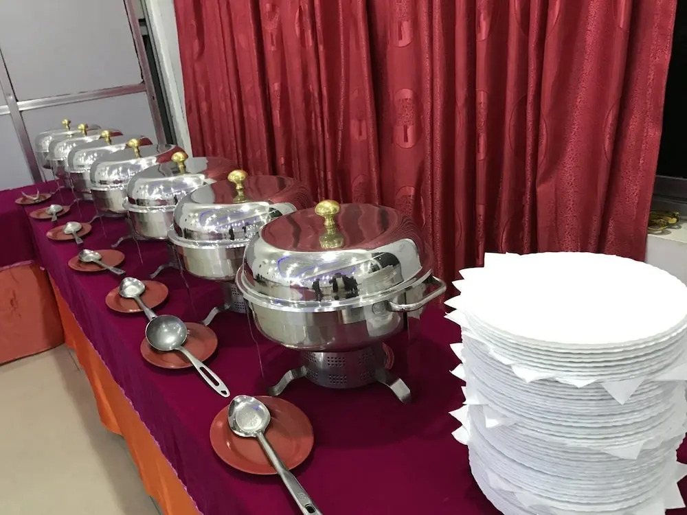 OYO 789 Hotel Shivam Plaza