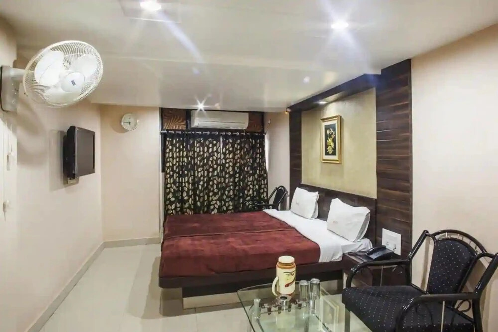 Esan Guest House Varanasi by Goroomgo