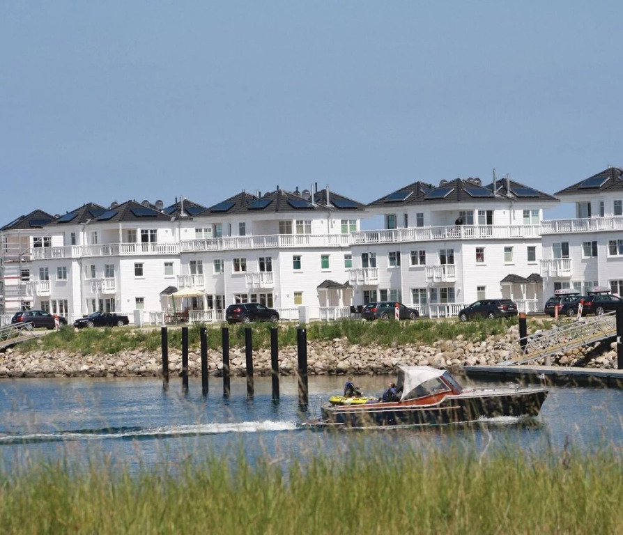 Weiße Strandvilla 56A