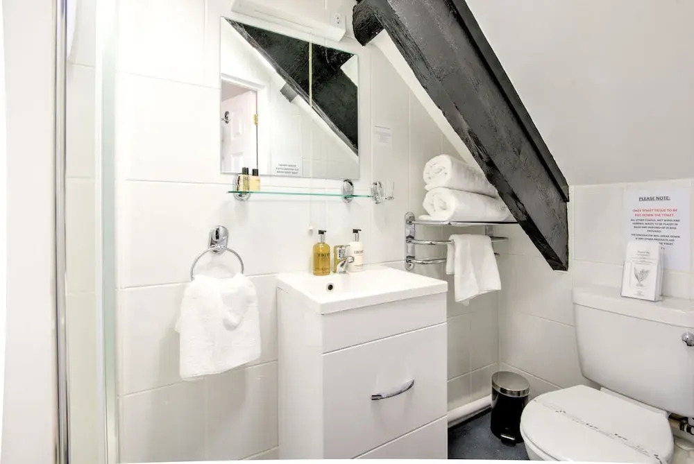 Potters Mooring Guest House