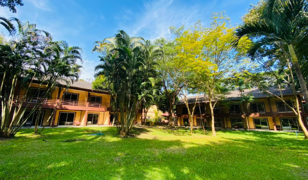 Fountain Tree Resort (SHA Extra Plus)
