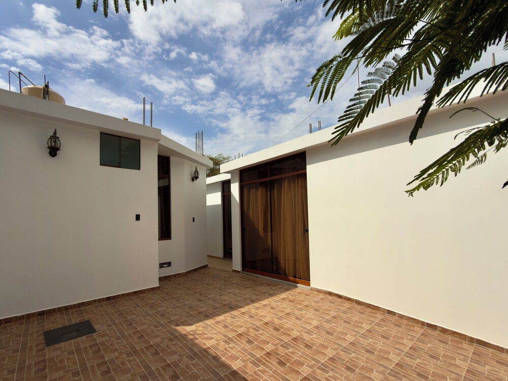Huacachina desert house 2