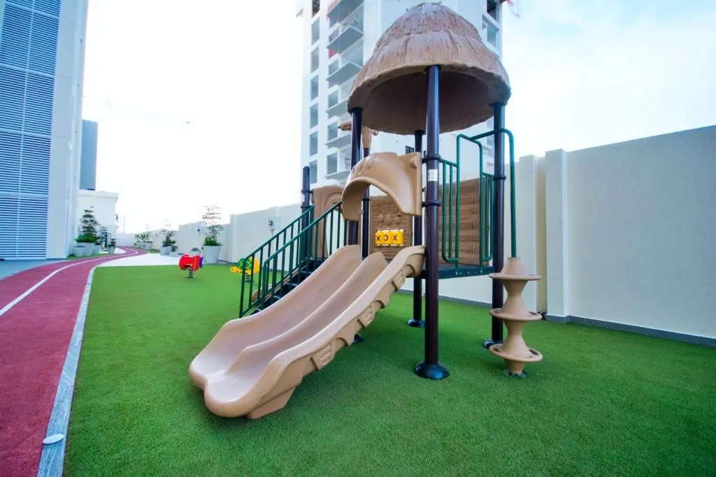 Real View Towers E707 by Casago