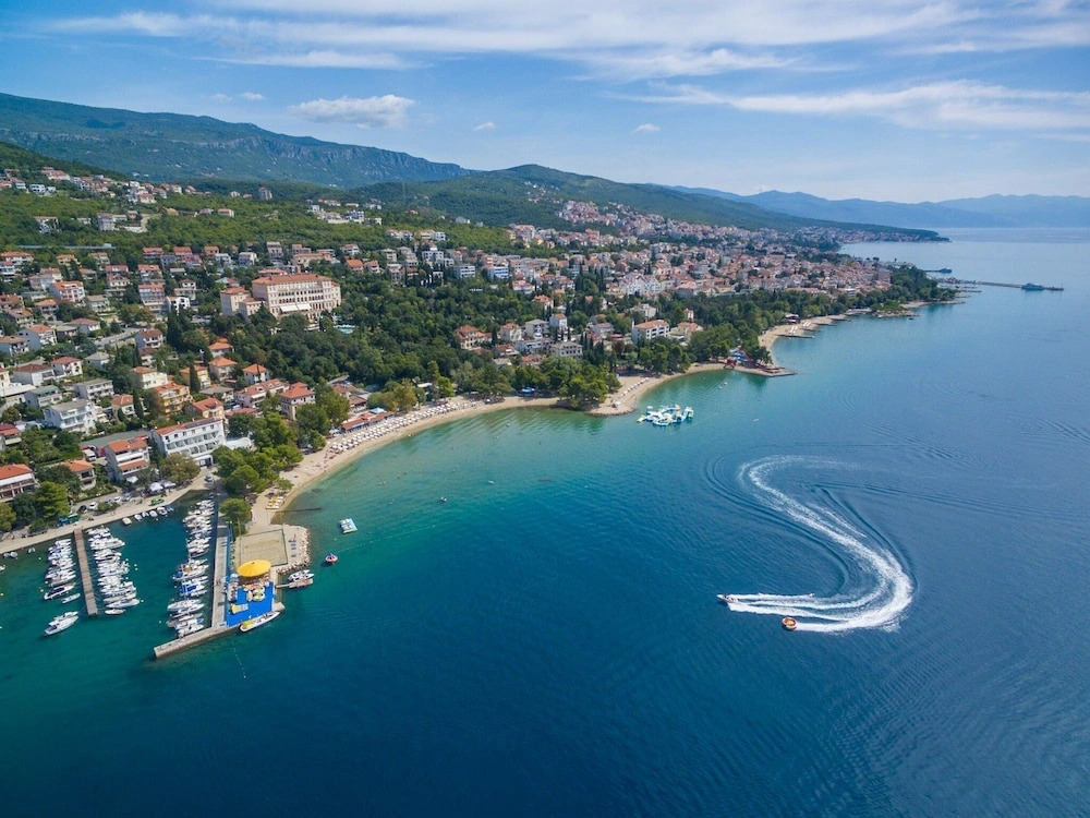 Apartments and Room Ruzica