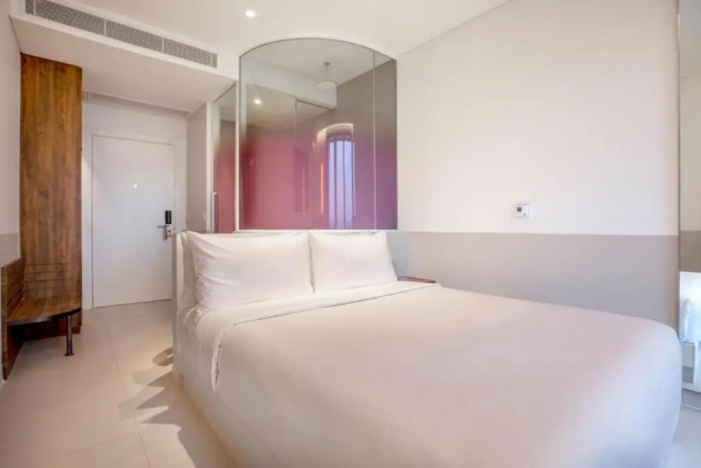 Wink Hotel