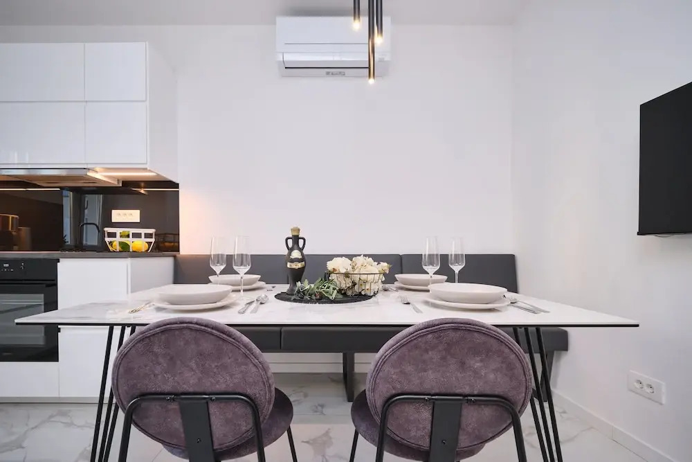 LaMer Luxury Suite by Litto