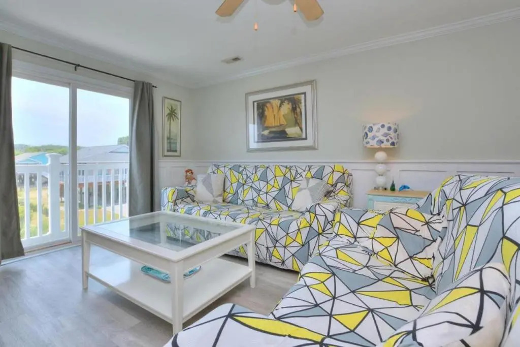 Ocean Walk 4203