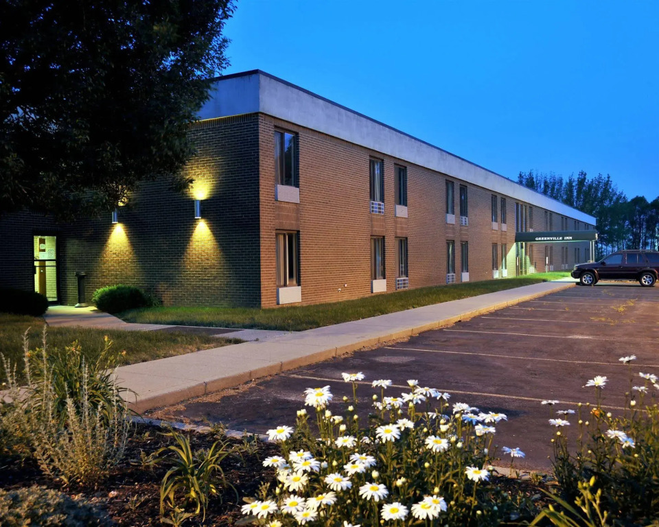 SureStay by Best Western Greenville