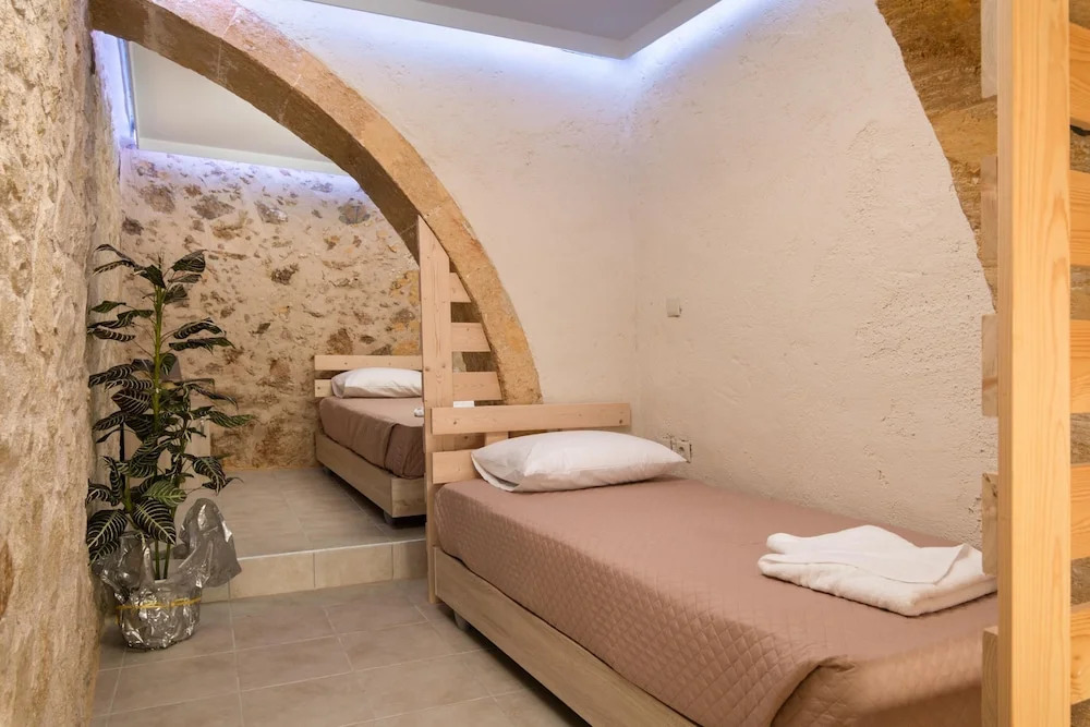 Poseidon Apartments