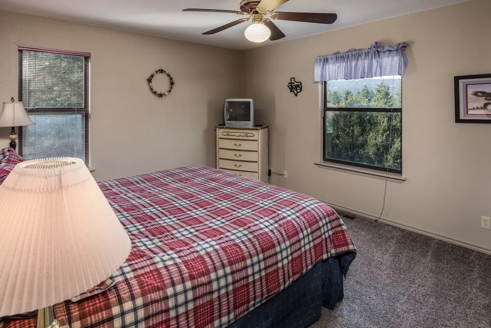 Ruidoso Three-bedroom
