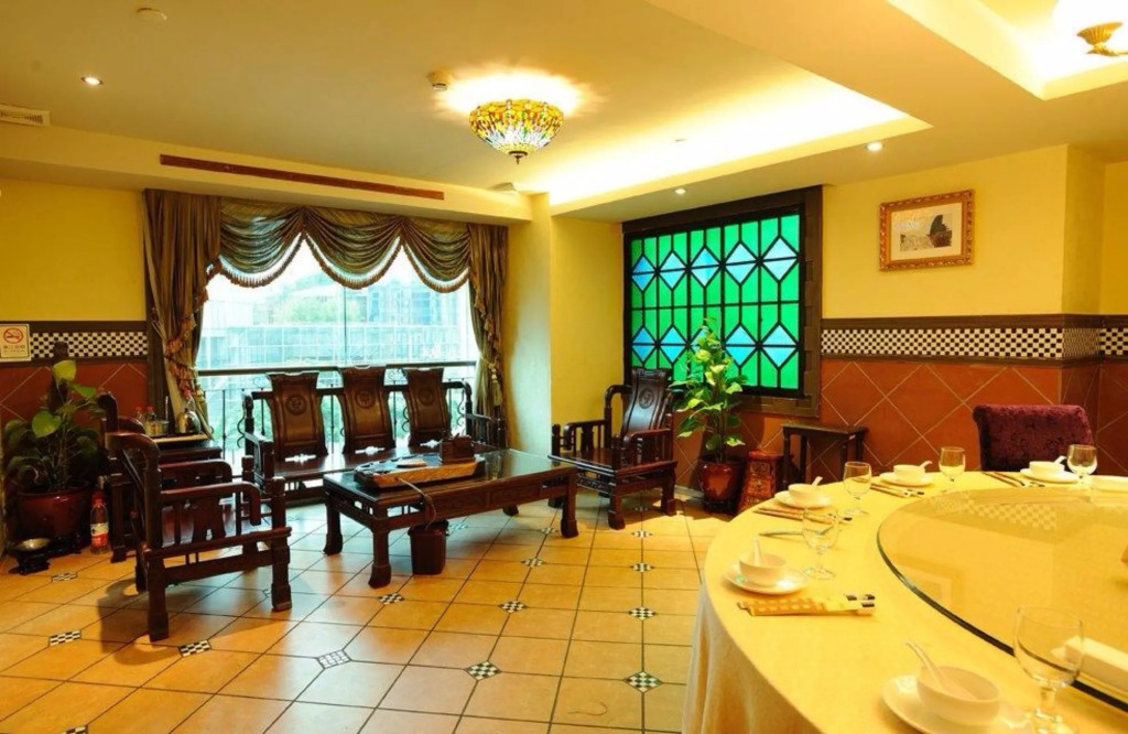 Shipai Hotel