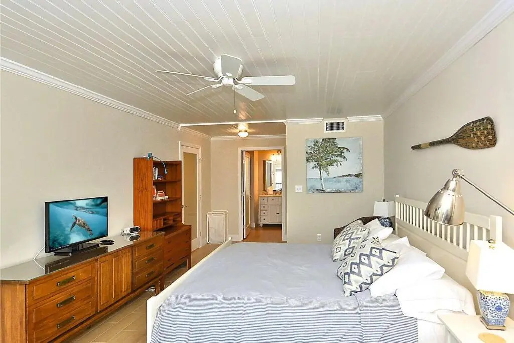 Land's End 8-403 Beach Front - Premier