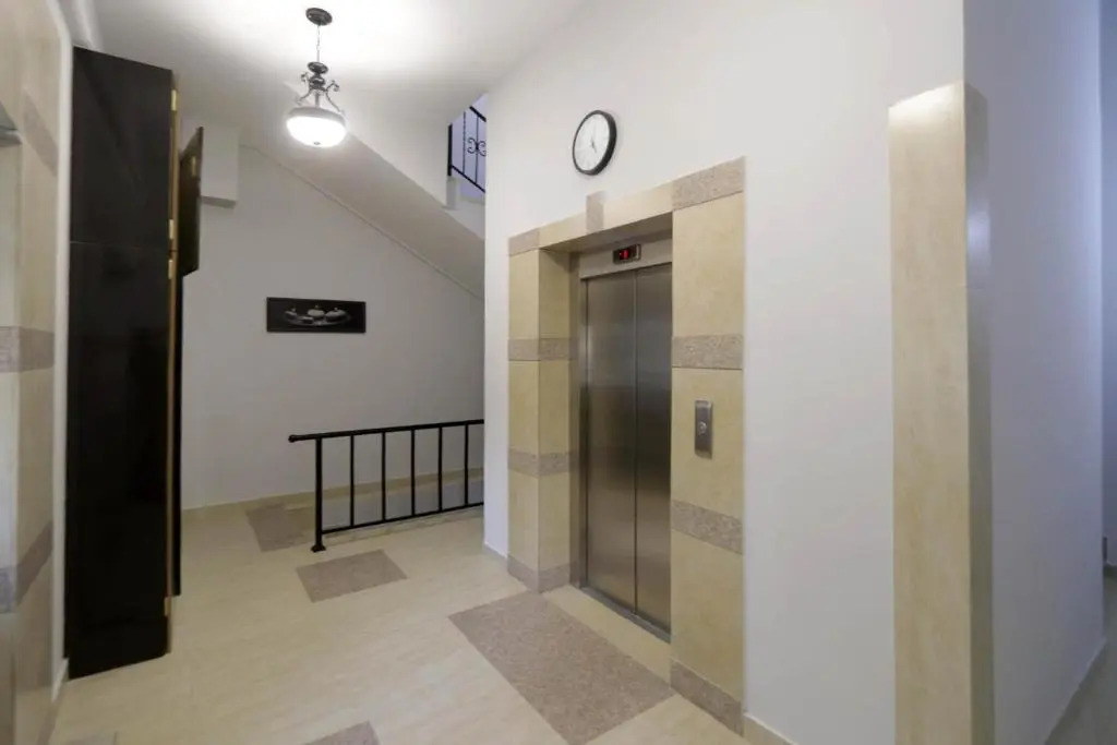 Kajaznuni street, 1 bedroom Modern, New Renovated apartment QA999
