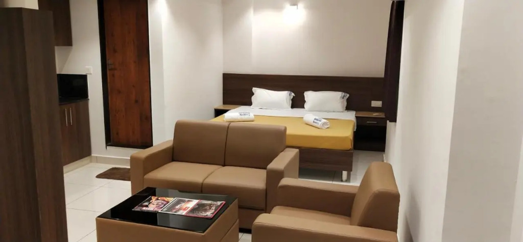 Hotel Karuna Residency
