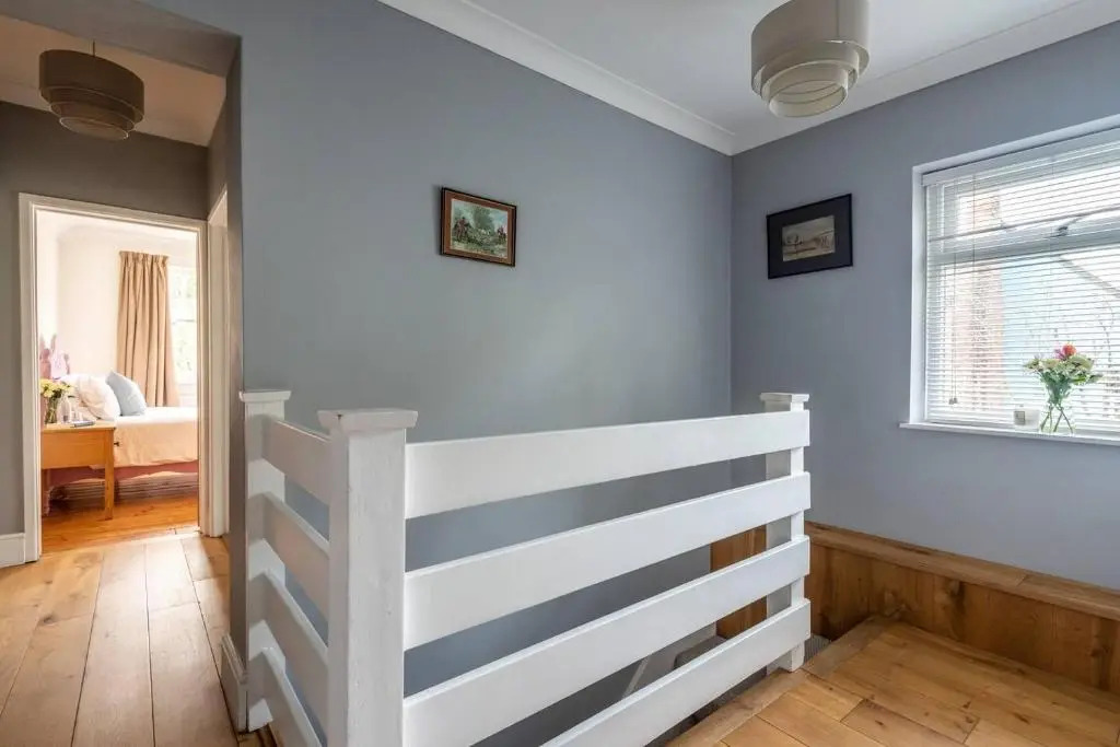 Beautiful 4-bed House in Monmouth