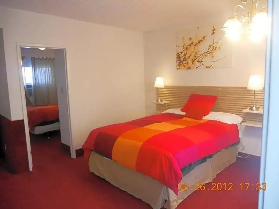 Tradewinds All Suite Hotel