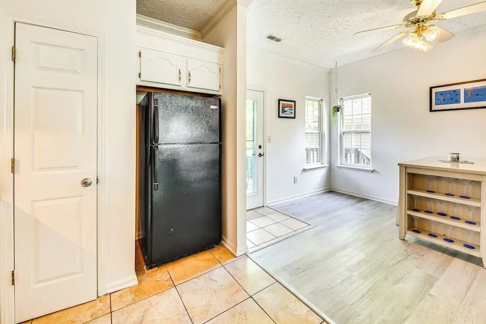 10 Mi to Keeneland: Family Home w/ Deck & Yard