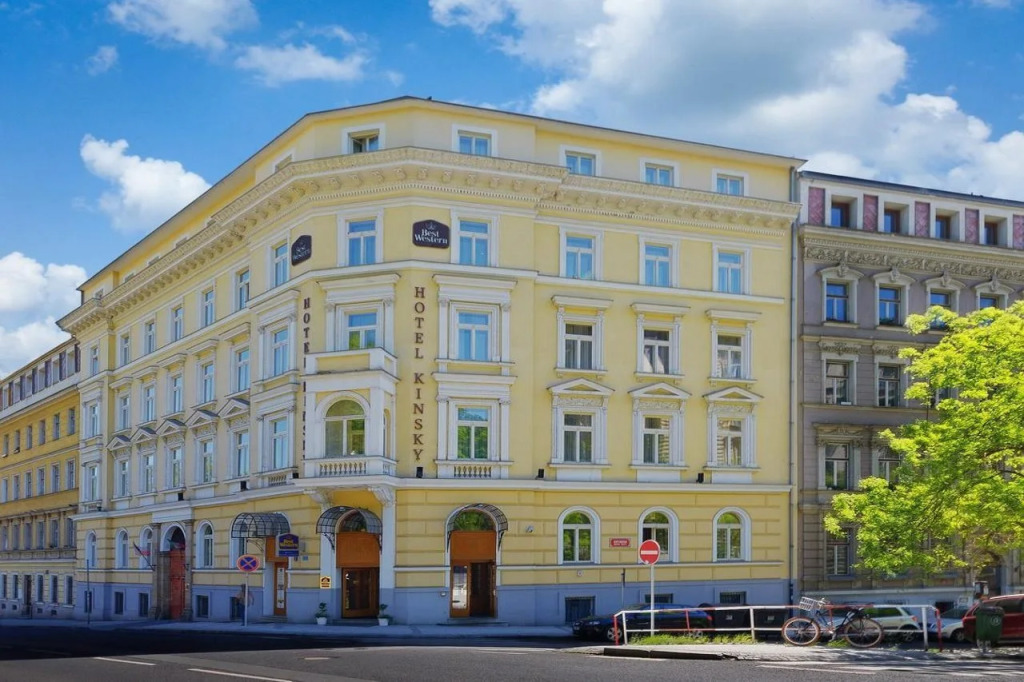 Hotel Kinsky Fountain