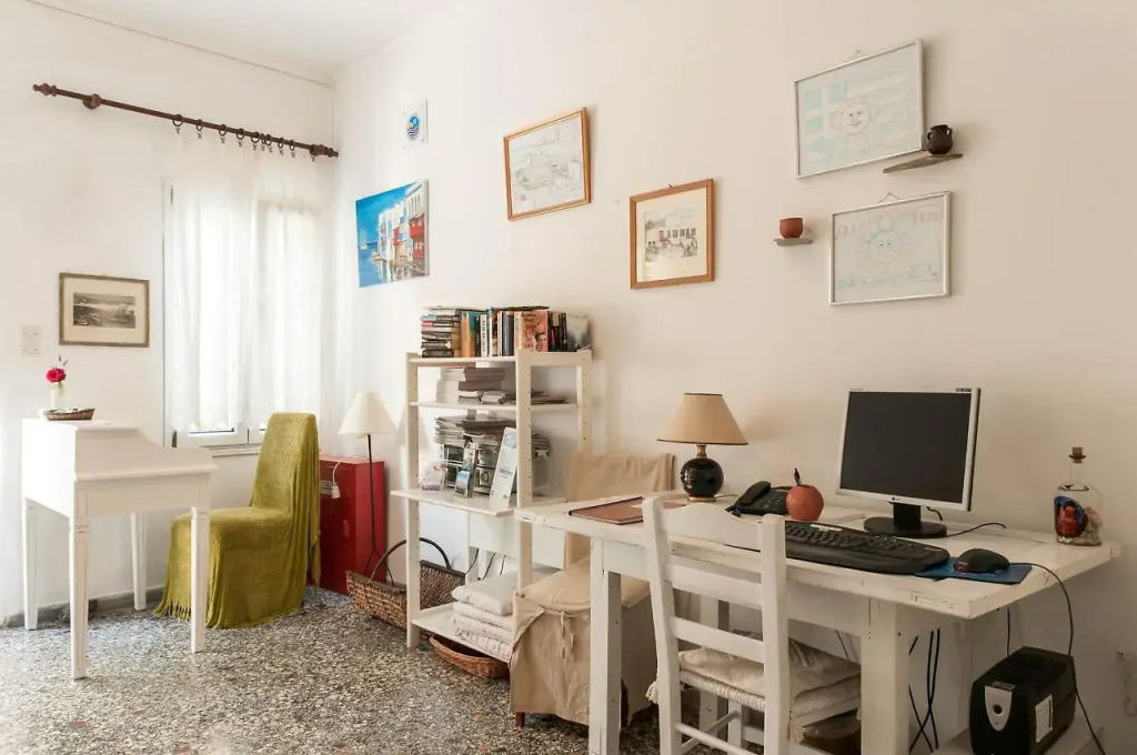 Andrianis Guest House