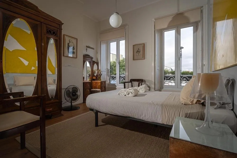 In53 Guest House