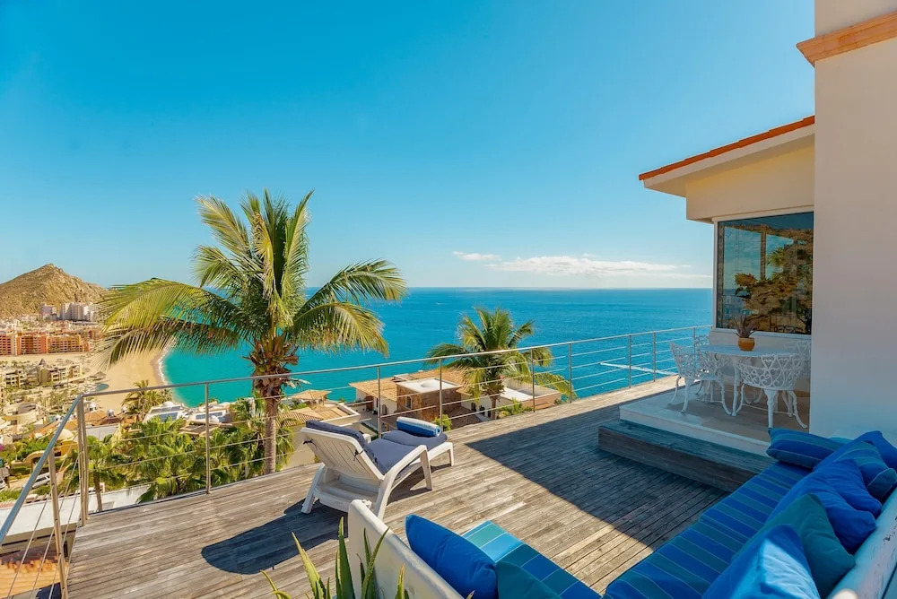 Pacific Ocean Views From This Escape: Villa Miramar