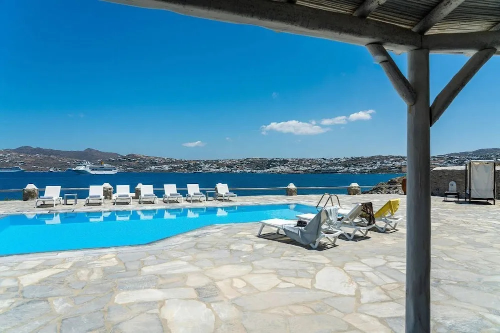Villa Zamaca by The Pearls Collection