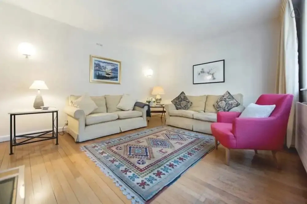 4 Bed 2.5 Bath House in the Heart of Westminster