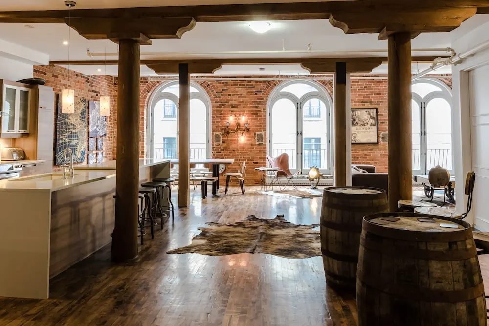 1861 Grand Loft in Old Port by Nuage