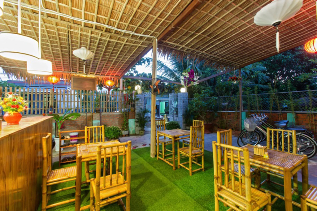 Hung Do Beach Homestay