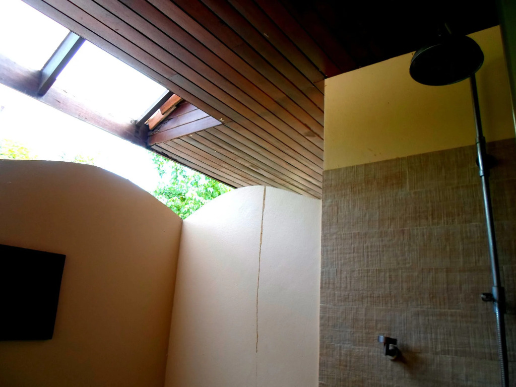 Baan Tropicana