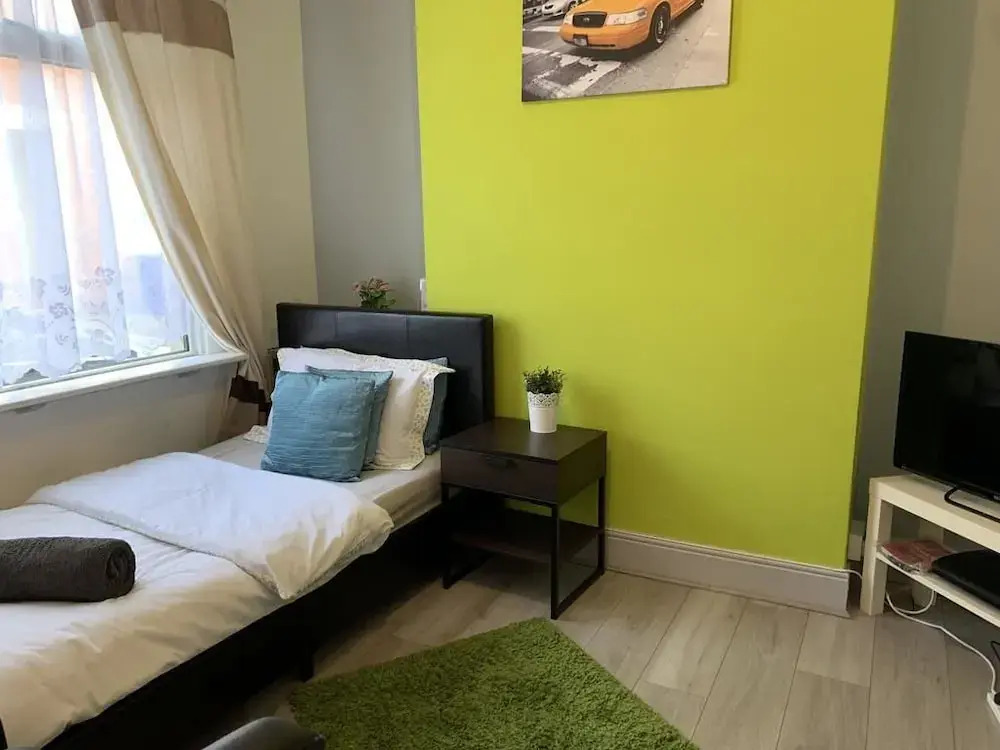 Fuller Rooms