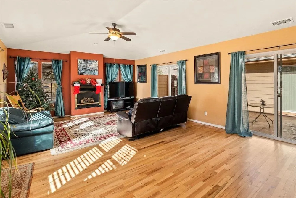 Woodhaven Manor