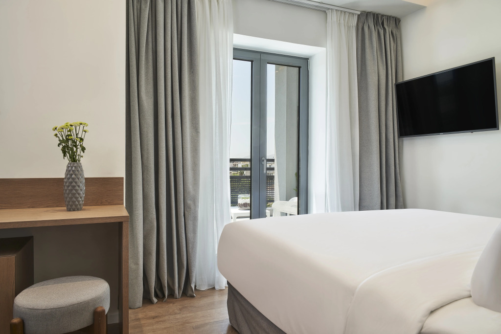 NLH KERAMEIKOS - Neighborhood Lifestyle Hotels