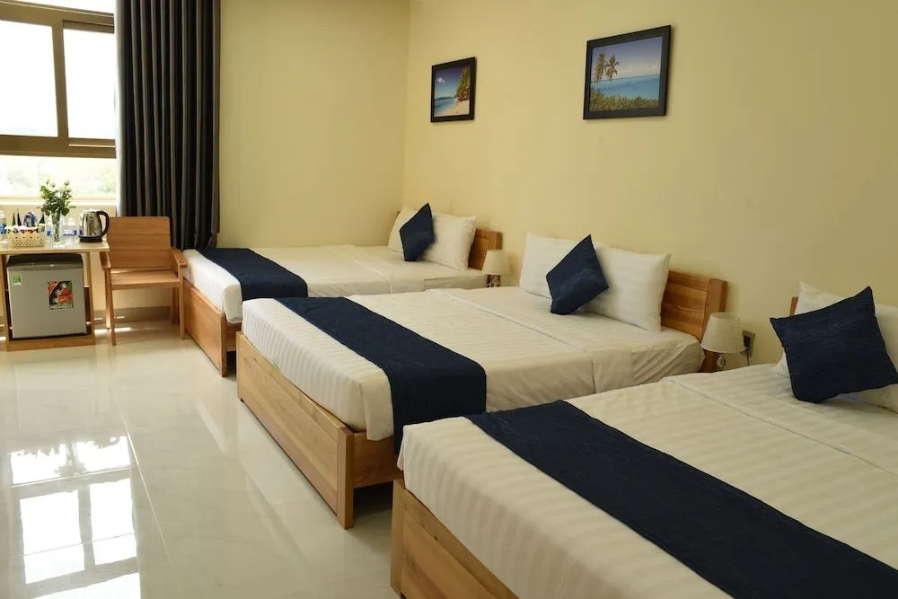 Lucky Star Ho Tram Hotel & Restaurant