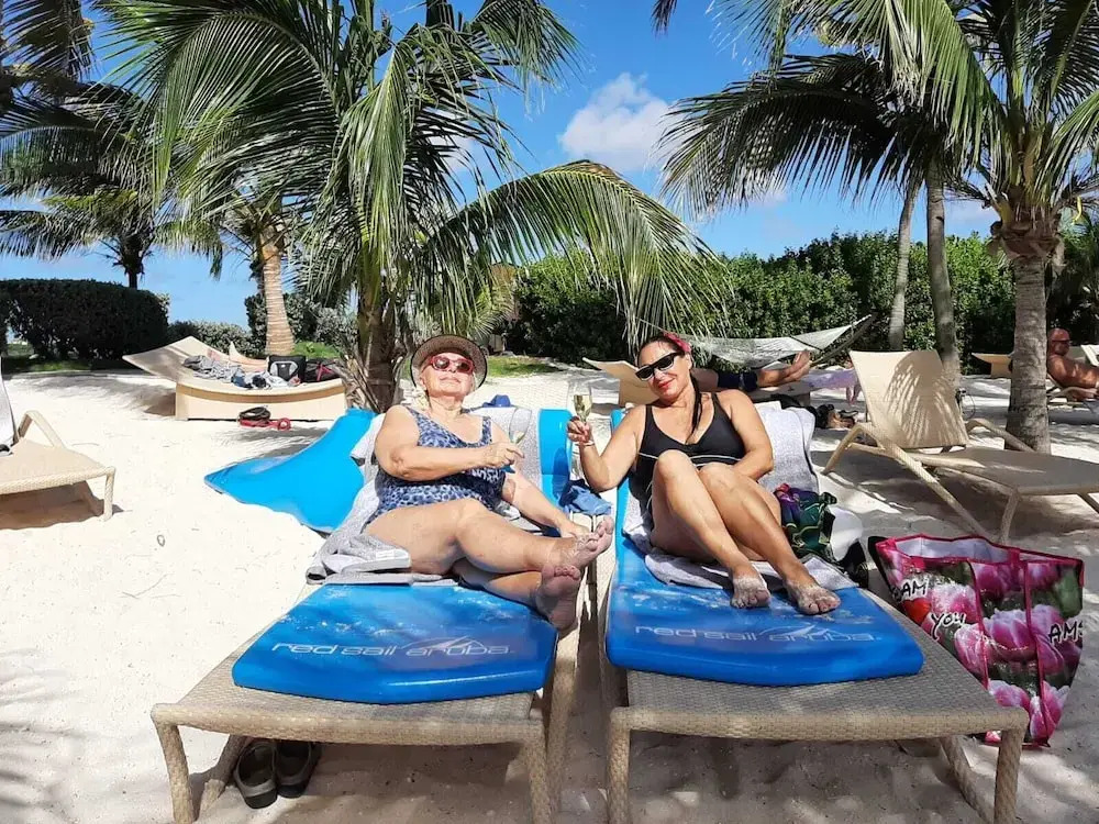 HARMONY Hotel Hostel Aruba