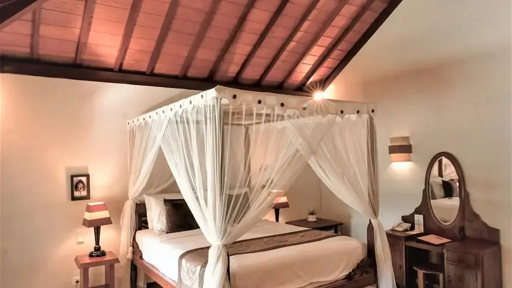 4 Bedroom Big Garden Villa