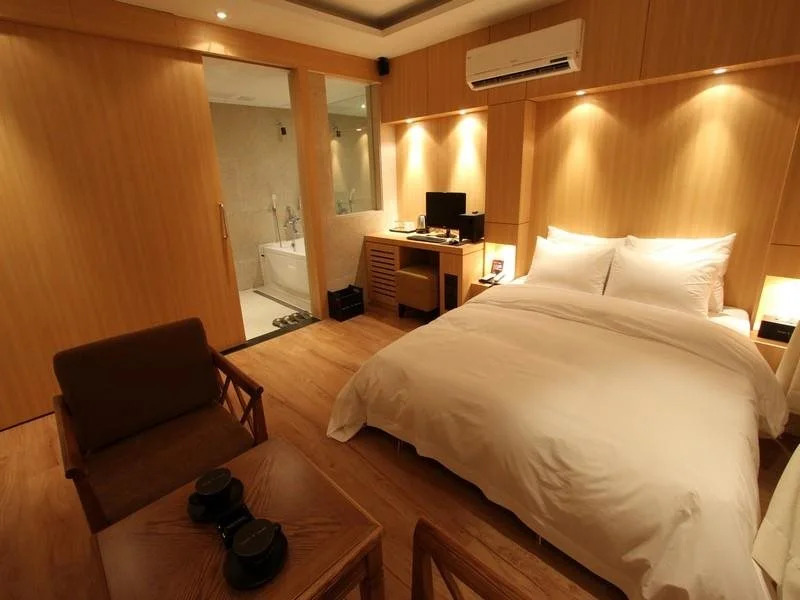 A Seven Hotel