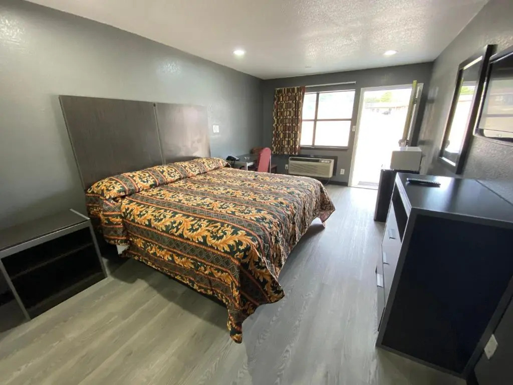 Town House Motel