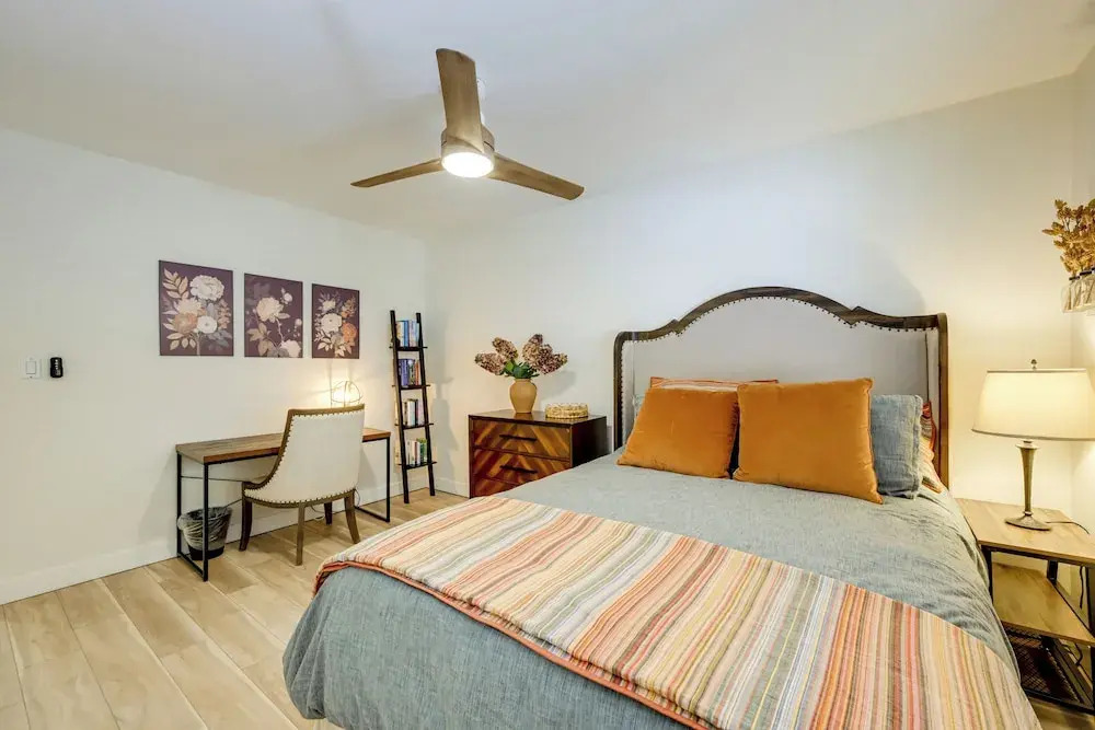 Stylish Flagstaff Hideaway w/ Hot Tub & Fire Pit!