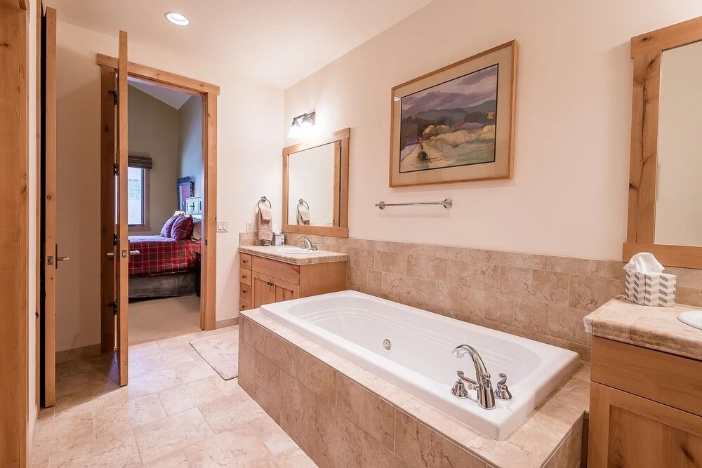 Angani Way Town102 - 3 Br Condo