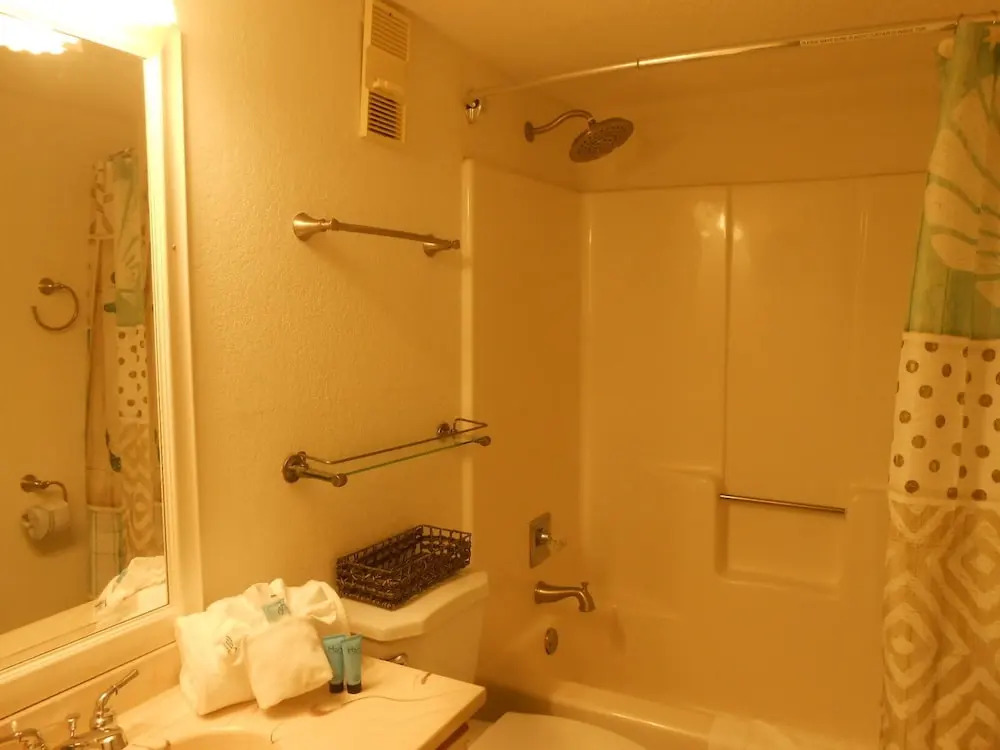 0708 Waters Edge Resort 1 Bedroom Condo