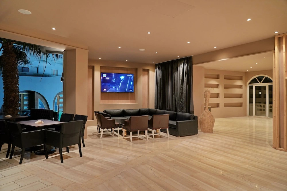 PEARL Hotel