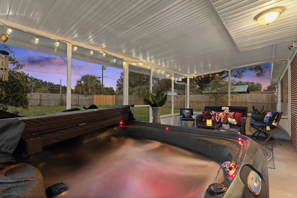5 Mi Circle B Bar Reserve: Lakeland Getaway!