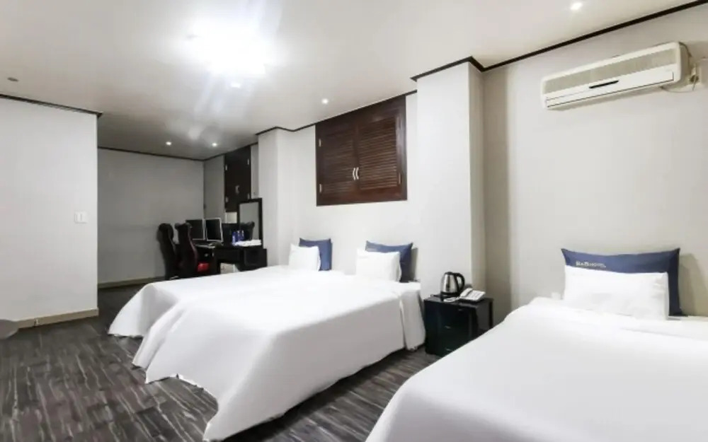 Gunsan B and B Hotel