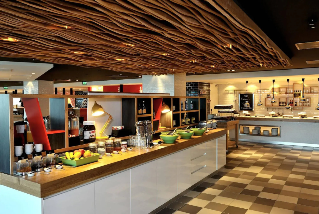 Holiday Inn Express Amsterdam Arena Towers by IHG