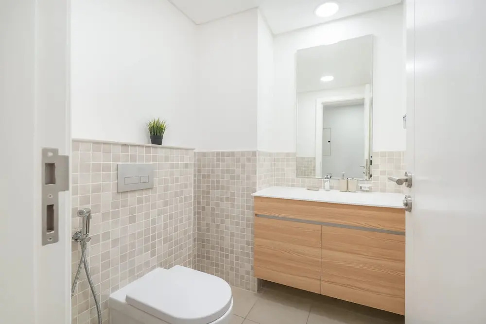 Stylish 1-bedroom Retreat With Pool in Vibrant Jumeirah Golf Estates